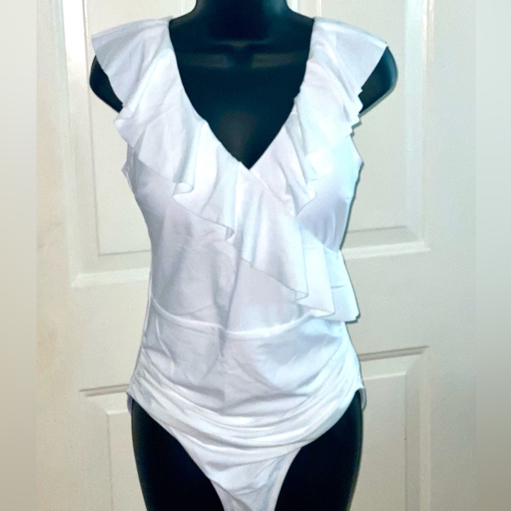 Blooming Jelly Womens Swimsuit Size Large One Piece Ruffle Swimsuit